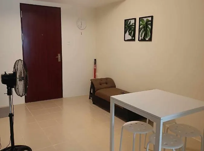 Urban Deca Homes 마닐라